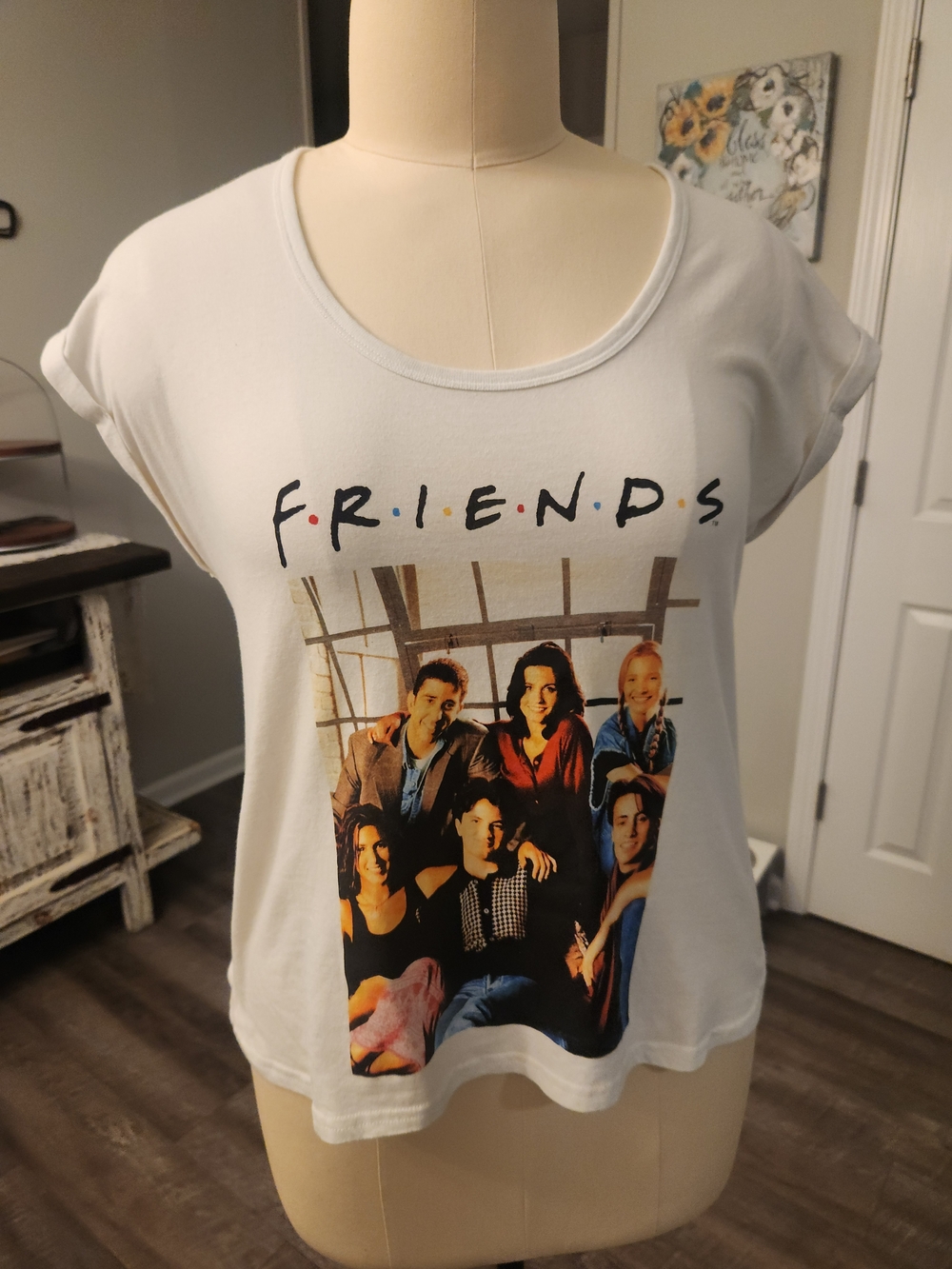 FRIENDS White Scoop Neck Graphic Tee with Cast Photo